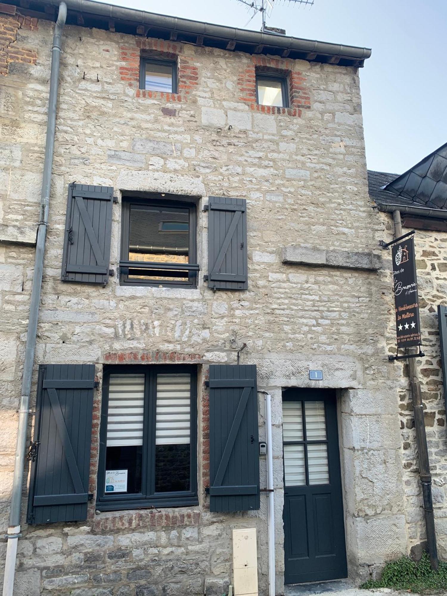 Les Gites De La Brasserie D'Aubrives La Malterie Et La Houblonniere Eksteriør billede